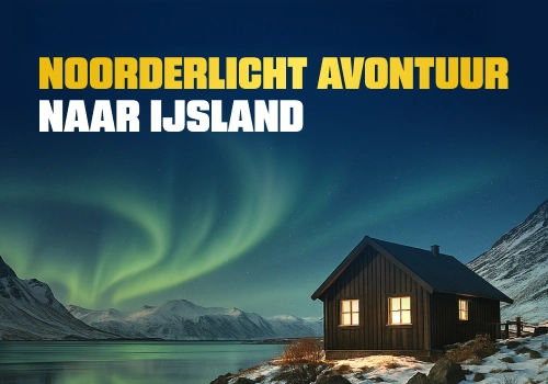 Noorderlicht avontuur in IJsland met een houten huis